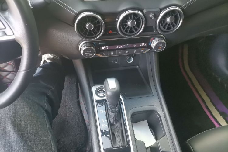 日产 轩逸 2021款 1.6L XL CVT悦享版中控内饰18