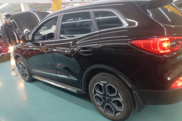 雷诺 科雷嘉 2017款 2.0L 两驱豪华版车身外观4