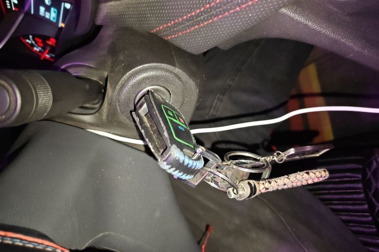 雪佛兰 科鲁泽 2020款 轻混 RS 330T 自动畅快版中控内饰11