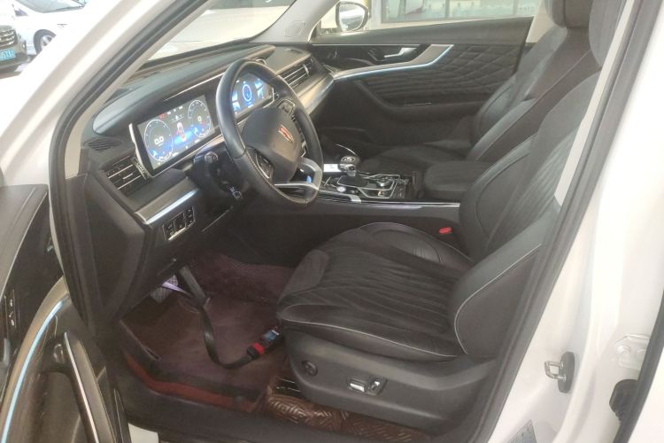 红旗HS5 2022款 改款 2.0T 智联旗享版中控内饰19