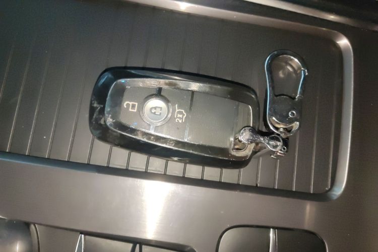 福特 探险者 2023款 EcoBoost 285 后驱风尚版 6座中控内饰11