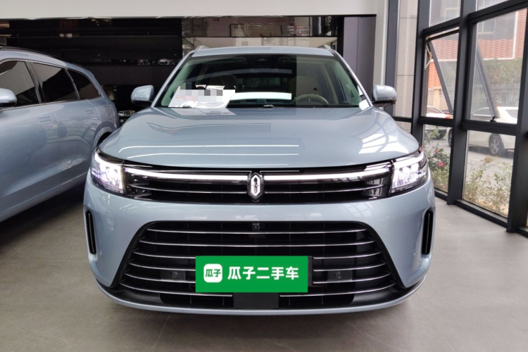 鸿蒙智行 问界M7 2024款 1.5T 后驱Plus版 5座车身外观2