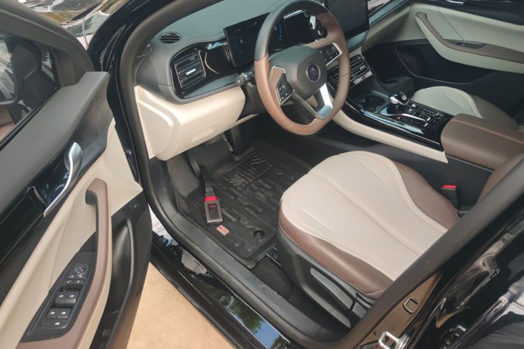 比亚迪 秦PLUS 2024款 荣耀版 DM-i 55KM领先型中控内饰20