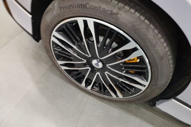 腾势Z9GT 2024款 1100四驱Ultra版车身外观56