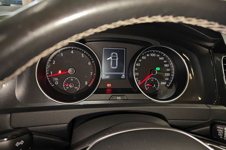 大众 高尔夫 2017款 230TSI 自动舒适百万辆纪念版局部细节14