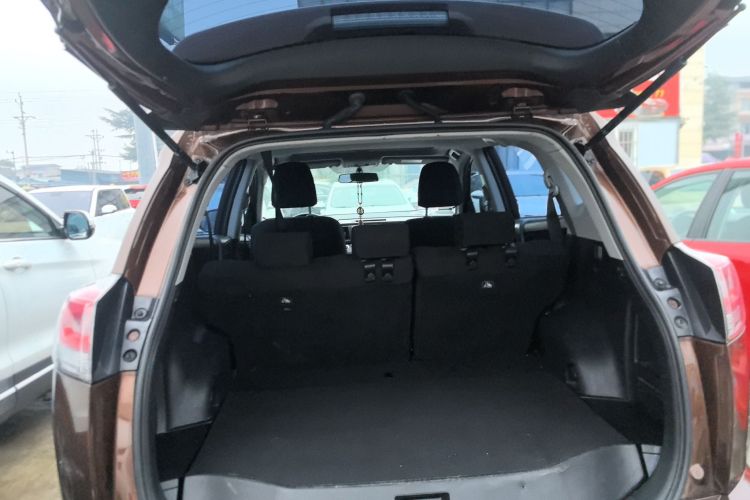 丰田 RAV4荣放 2016款 2.0L CVT两驱风尚版 国V机舱底盘23