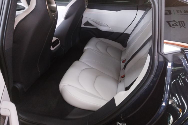 小米汽车 小米SU7 2024款 后驱长续航智驾版中控内饰7004