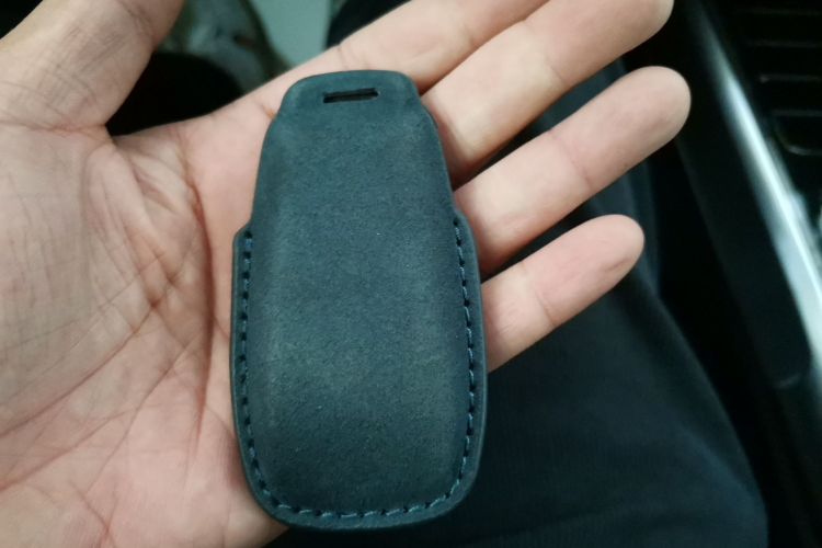 奔驰GLB 2022款 改款二 GLB 200 动感型中控内饰11