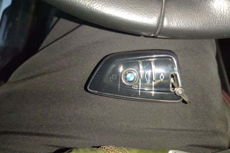 宝马X1 2019款 xDrive20Li 尊享型中控内饰11