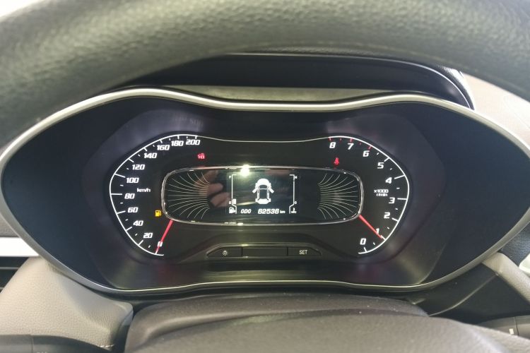 宝骏510 2019款 1.5L 手动乐享型73kW 国VI中控内饰14