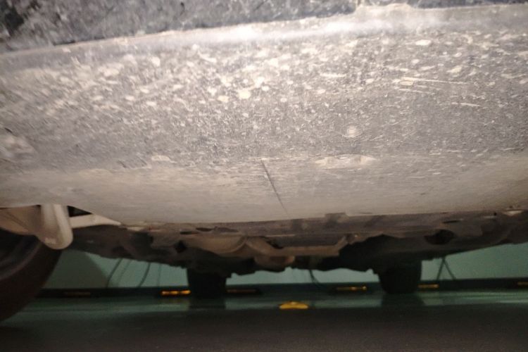 福特 探险者 2024款 2.3T EcoBoost 四驱钛金版 6座局部细节9008