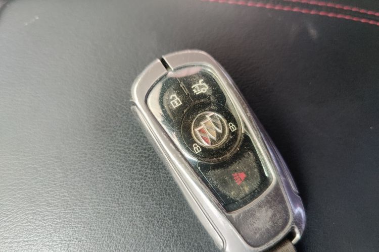 别克 君威 2020款 GS 28T 精英型中控内饰11