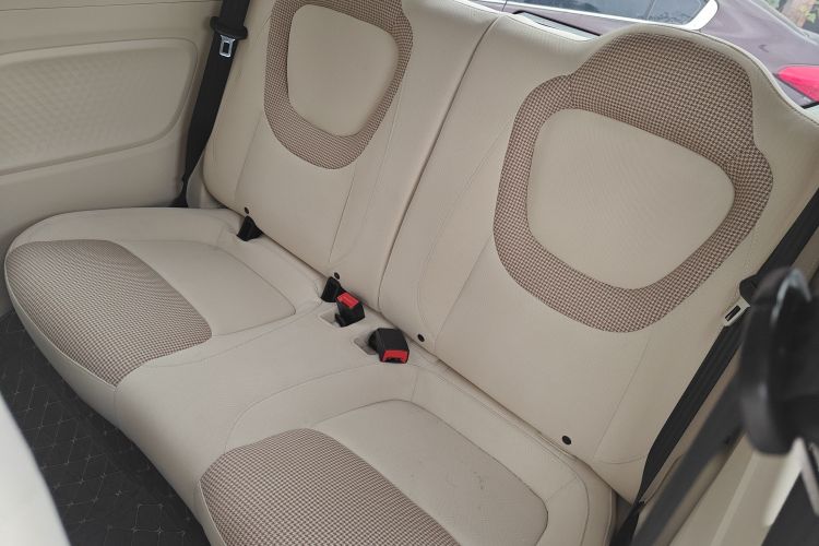 五菱汽车 宏光MINIEV 2024款 第三代 215km 进阶版中控内饰7004