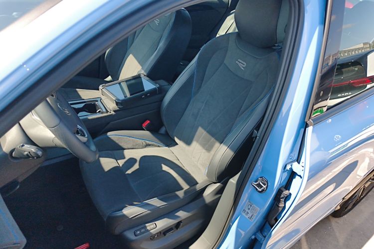 大众 途观L 2024款 PRO 380TSI 四驱R-Line智尊版局部细节19