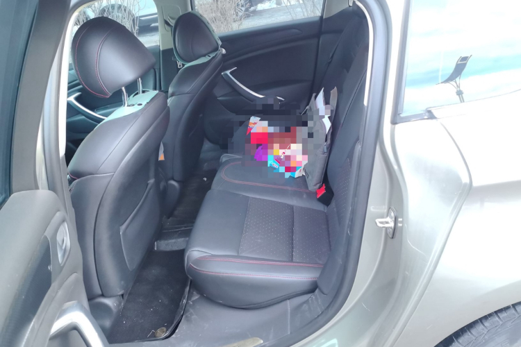 雪铁龙C5 2014款 1.6T 自动尊享型中控内饰21