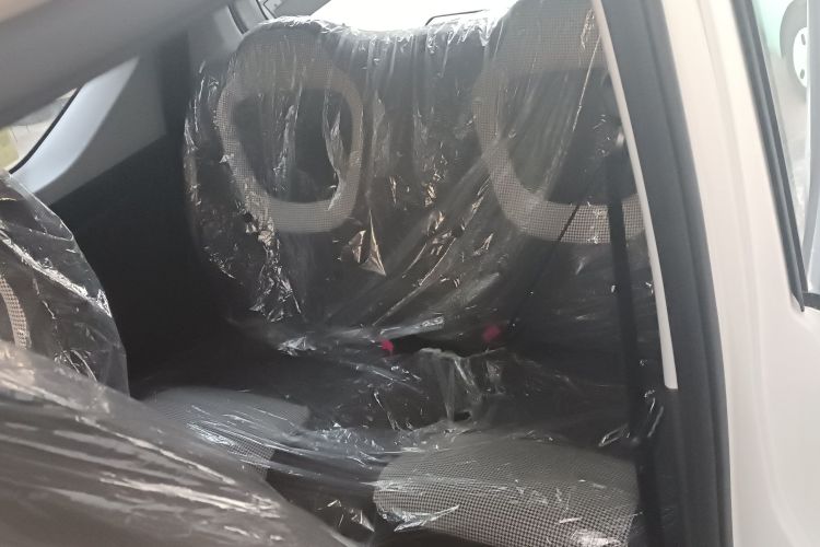 五菱汽车 宏光MINIEV 2024款 第三代 215km 青春版中控内饰21