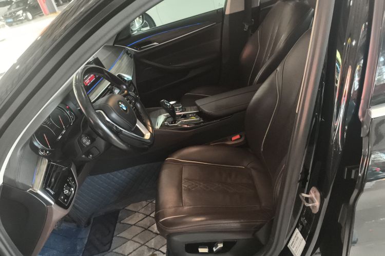 宝马5系 2018款 530Li 尊享型 豪华套装局部细节19