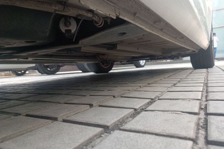 雪铁龙C4L 2015款 1.2T 自动尊贵版局部细节9002