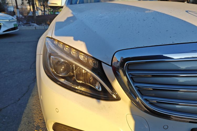 奔驰C级 2015款 改款 C 200 L车身外观8