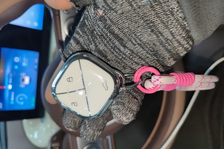 五菱汽车 五菱缤果 2025款 333km 悦享款中控内饰11