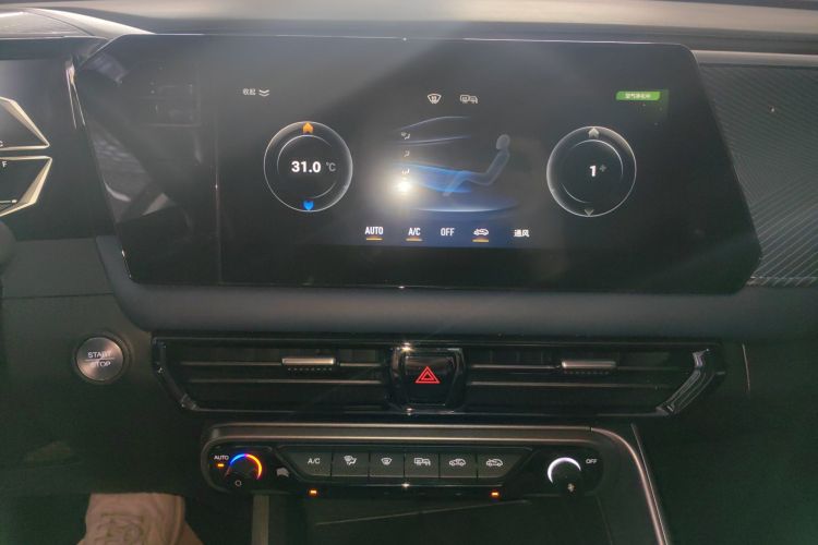 广汽传祺 传祺GS3 2023款 影速 270T 劲享版中控内饰16
