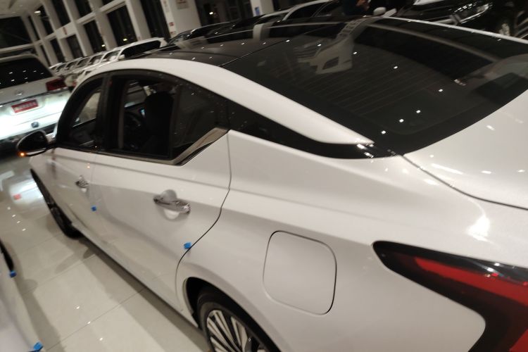 日产 天籁 2022款 2.0L XL-Upr 优享版车身外观4