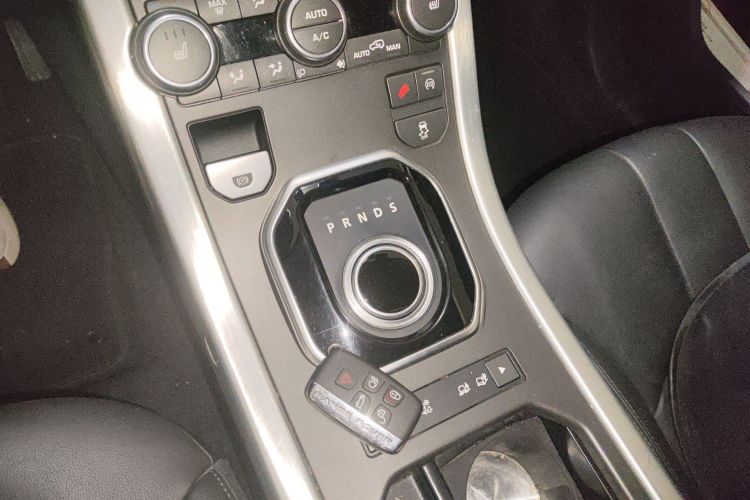 路虎 揽胜极光 2015款 2.0T 五门智耀版局部细节18