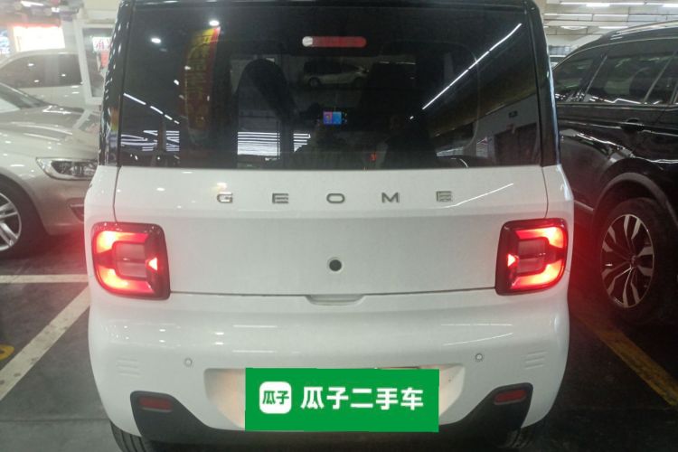 吉利银河 2023款 熊猫mini 200km 耐力熊车身外观6