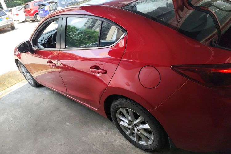 马自达3 昂克赛拉 2017款 三厢 1.5L 自动豪华型 国VI车身外观4