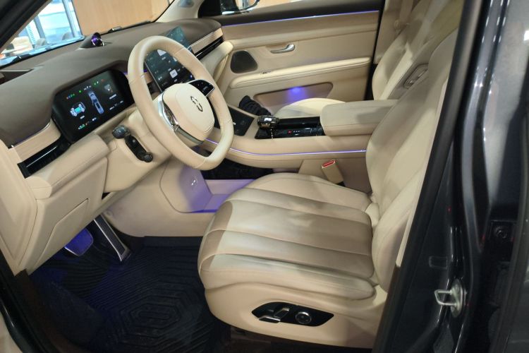 鸿蒙智行 问界M7 2024款 1.5T 智驾四驱Ultra版 5座中控内饰19