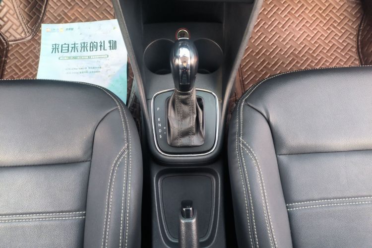 大众 Polo 2014款 1.6L 自动舒适版中控内饰18