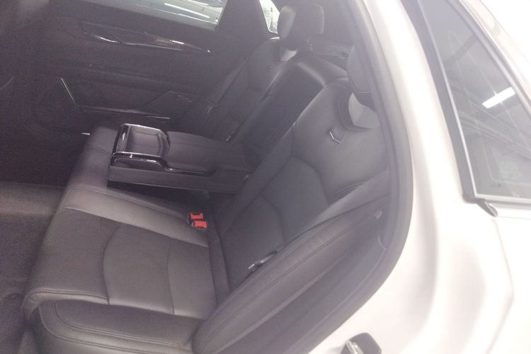 凯迪拉克CT6 2021款 28T 豪华型中控内饰7004