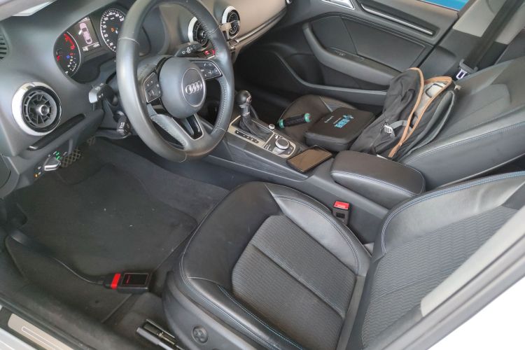 奥迪A3 2020款 Limousine 35 TFSI 时尚型 国VI中控内饰19