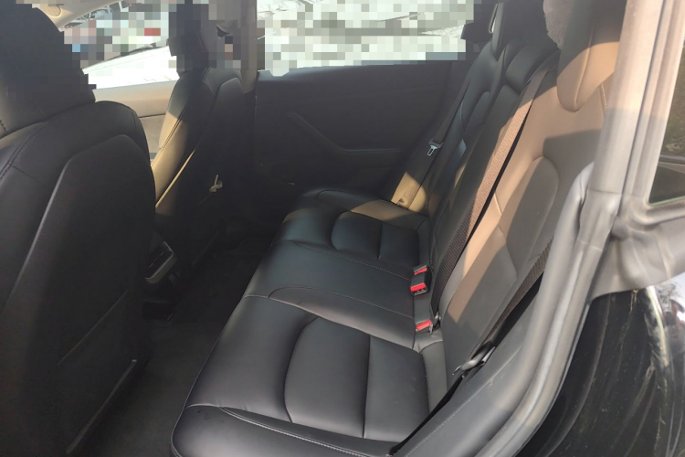 特斯拉 Model 3 2022款 后轮驱动版中控内饰21
