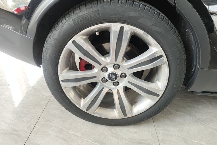 路虎 发现 2017款 3.0 SC V6 HSE车身外观6008