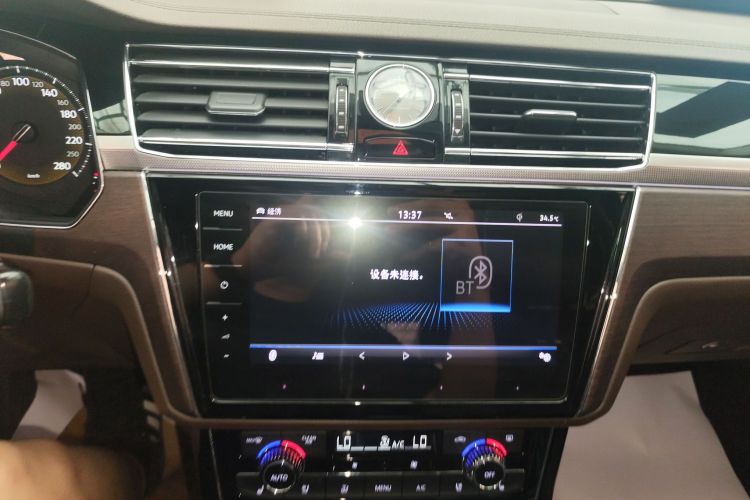 大众 辉昂 2021款 380TSI 尊贵版局部细节16