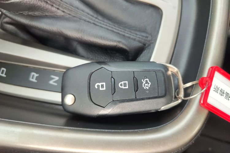 福特 福睿斯 2015款 1.5L 自动舒适型中控内饰11