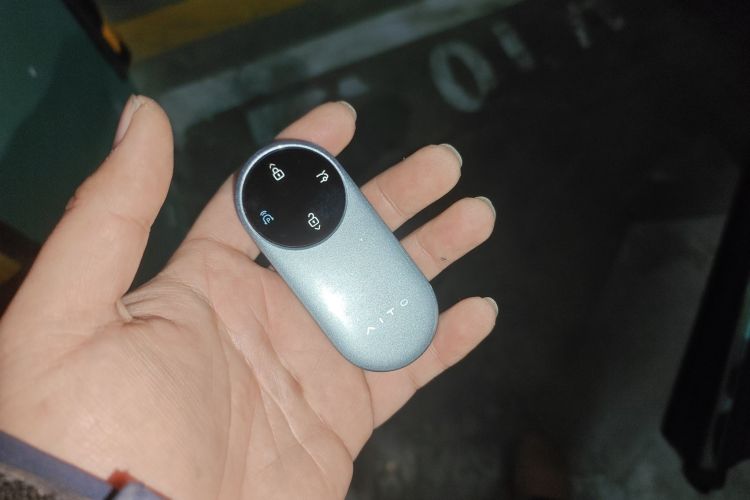 鸿蒙智行 问界M7 2026款 增程 Max四驱版 5座中控内饰11