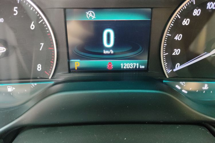 别克 英朗 2016款 15N 自动精英型中控内饰15