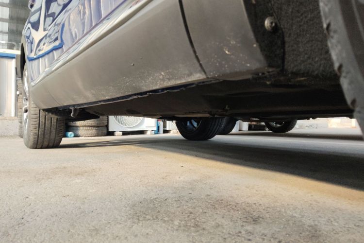 红旗HS5 2019款 2.0T 智联旗领四驱版局部细节9001