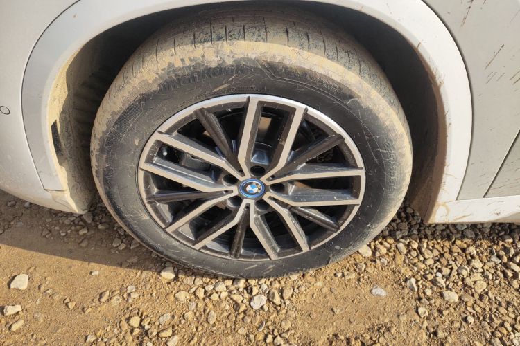 宝马iX1 2023款 eDrive25L M运动套装车身外观6007