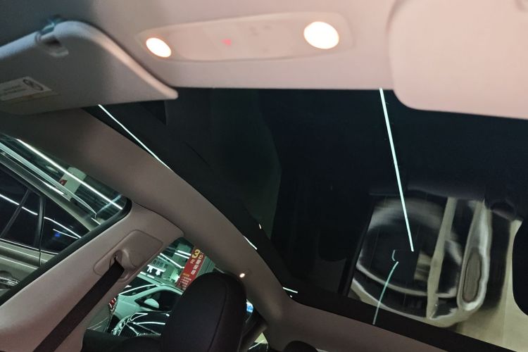 特斯拉 Model Y 2022款 改款 后轮驱动版局部细节22