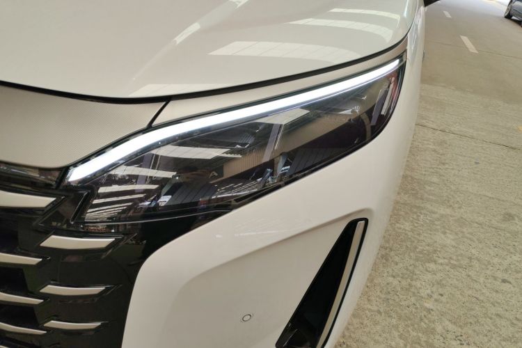 比亚迪 夏 2025款 DM-i 1.5T 180km 超越型局部细节36