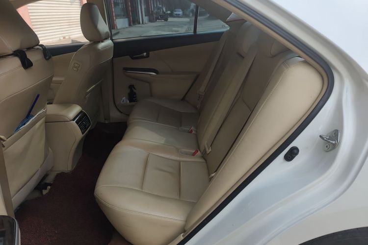 丰田 凯美瑞 2016款 2.0G 十周年纪念领先版中控内饰21