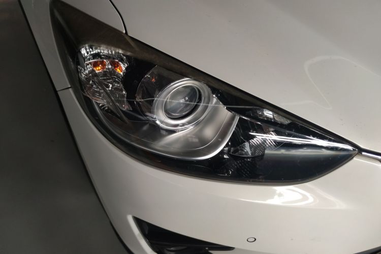 马自达CX-5 2015款 2.0L 自动两驱都市型车身外观8