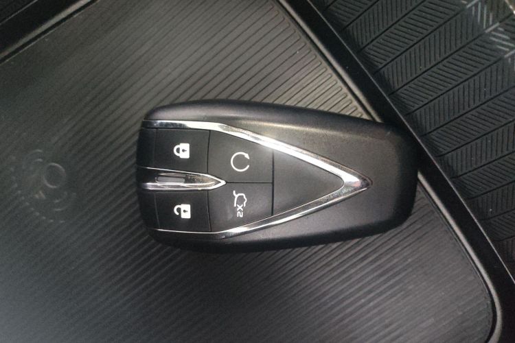 长安 逸动 2024款 1.5T GDI自动 尊贵型中控内饰7001