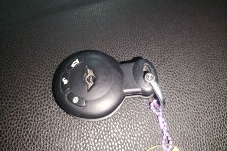 MINI 2011款 1.6L ONE中控内饰7001