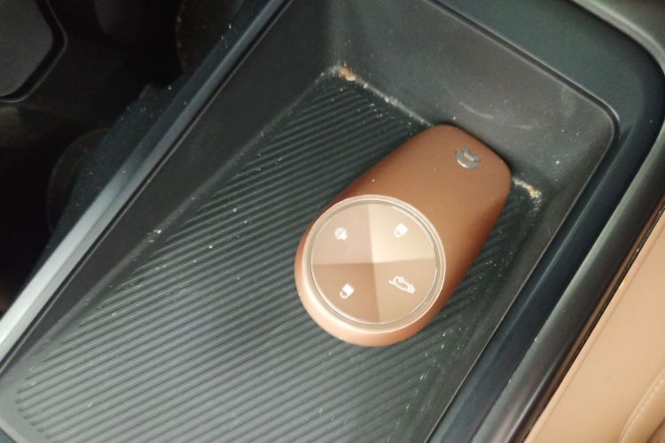 蔚来ES6 2020款 600KM 运动版中控内饰11