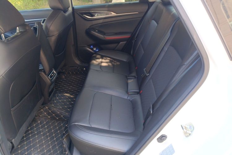 长安 逸动 2020款 PLUS 蓝鲸NE 1.4T GDI DCT尊贵型中控内饰21