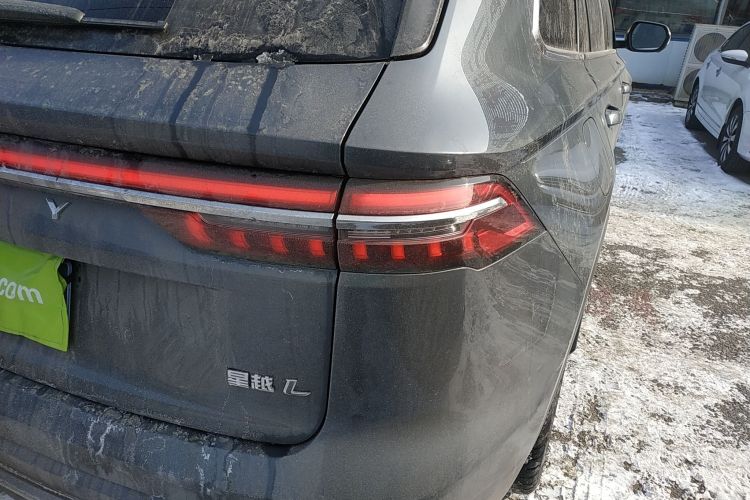 吉利汽车 星越L 2024款 2.0TD 高功自动两驱天际版车身外观9